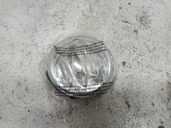 FEU ANTIBROUILLARD JEEP GRAND CHEROKEE 1999-2005 - Vue 1